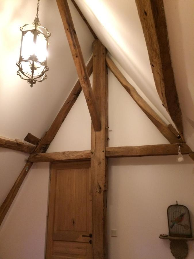 라젤르이본 La Mouliniere, Jolie Longere Du Xviie B&B 외부 사진
