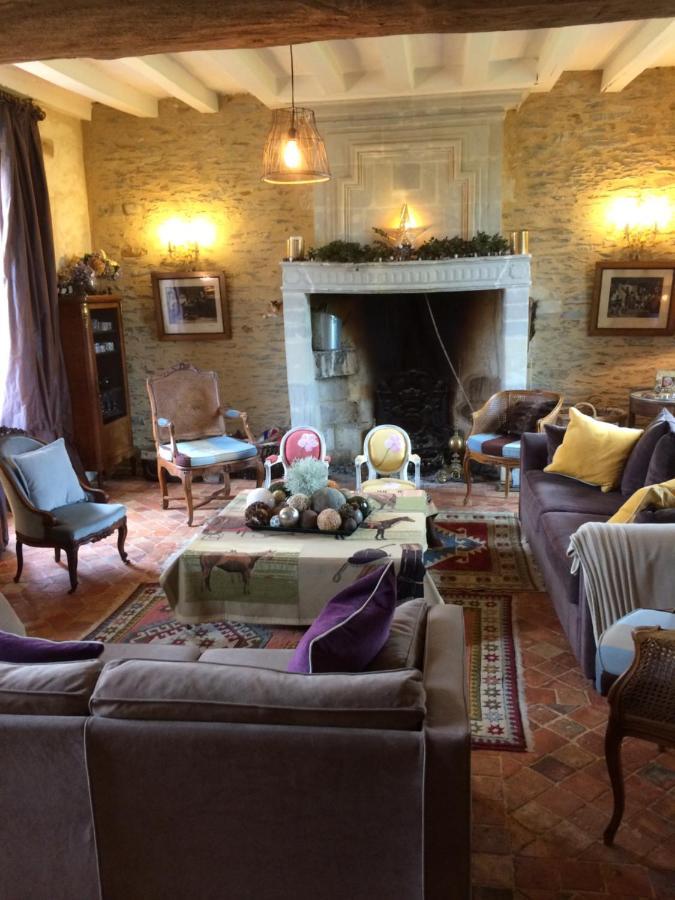 라젤르이본 La Mouliniere, Jolie Longere Du Xviie B&B 외부 사진