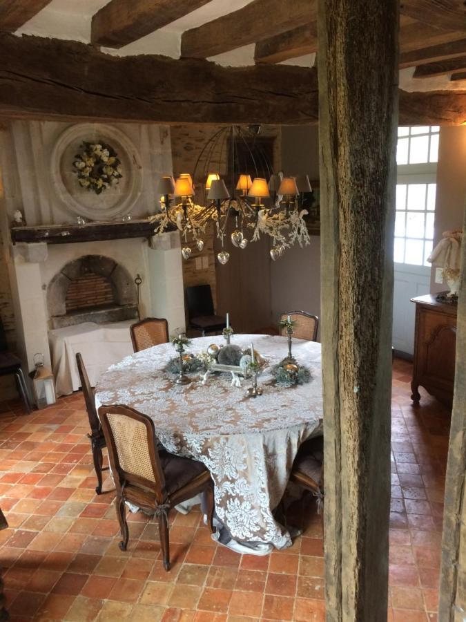 라젤르이본 La Mouliniere, Jolie Longere Du Xviie B&B 외부 사진