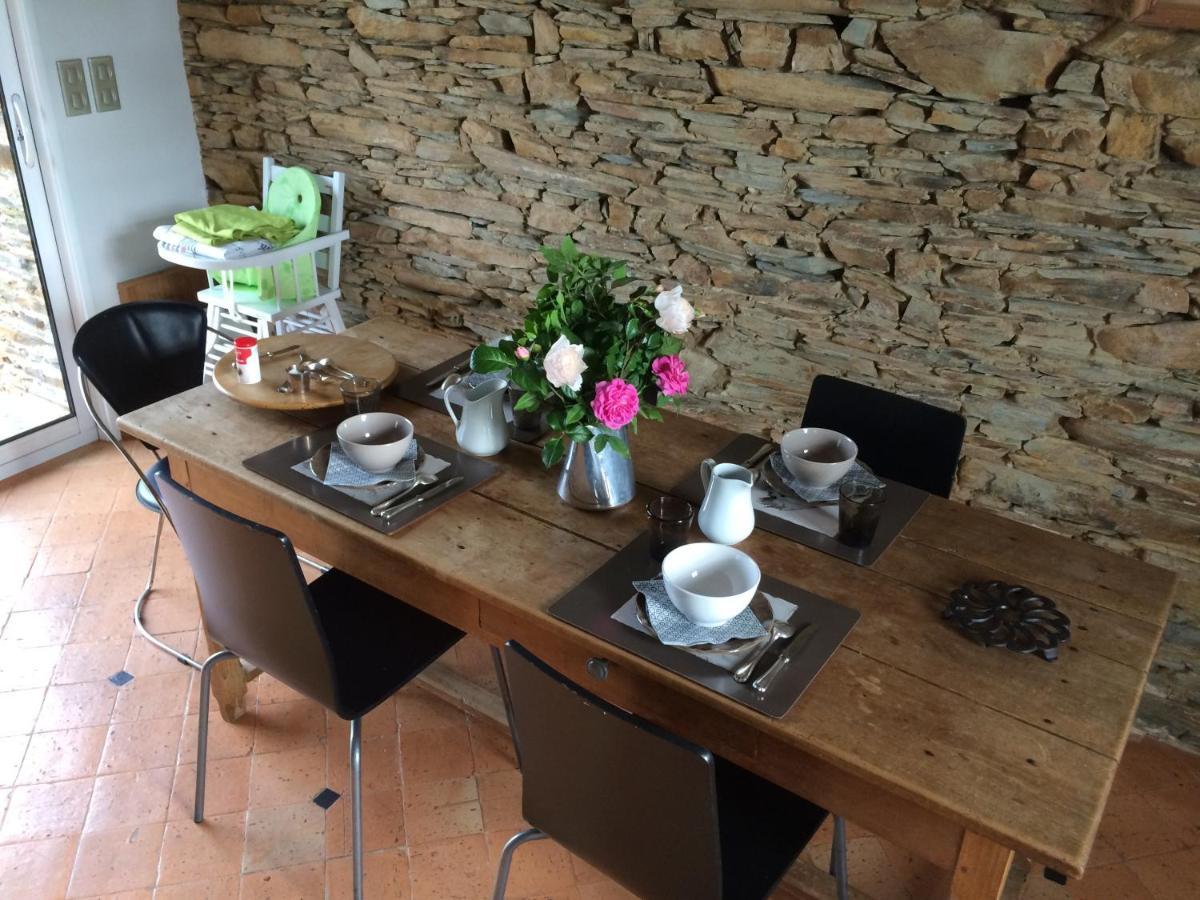 라젤르이본 La Mouliniere, Jolie Longere Du Xviie B&B 외부 사진